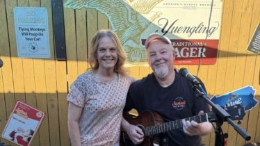Cellar Jams with Acoustics by Denny and Heather
