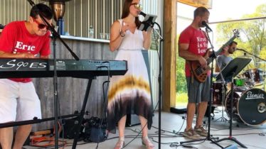Live music at Arundel Cellars