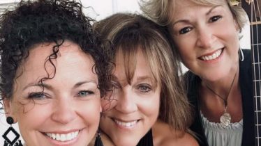 Live music at Arundel Cellars