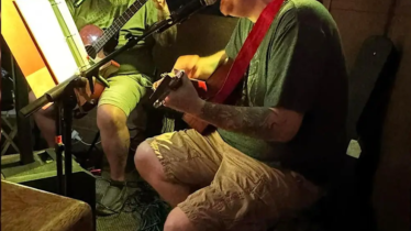 Sunday Sesh Live Music