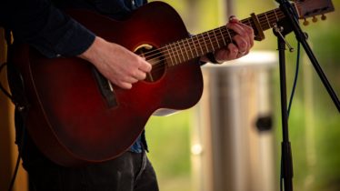 Sunday Sesh Music Series at 5 & 20